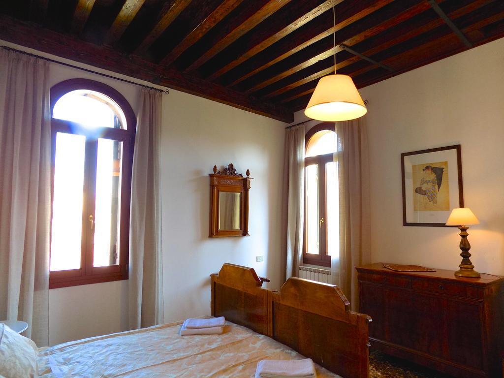 San Trovaso Apartment Veneţia Exterior foto